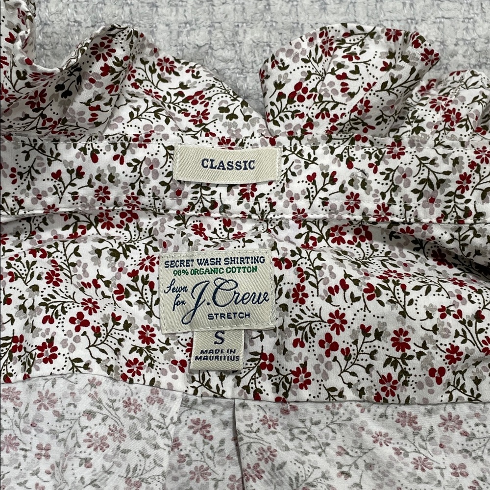 Upcycled Repurposed White Floral Ruffle Collar Button Up Shirt Preppy Size Small - Picture 10 of 15